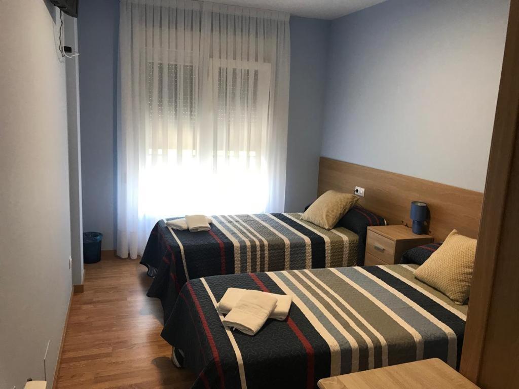 Pension Santirso Palas de Rei Buitenkant foto